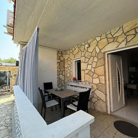 Apartment Casa Tea Near Queen Beach *